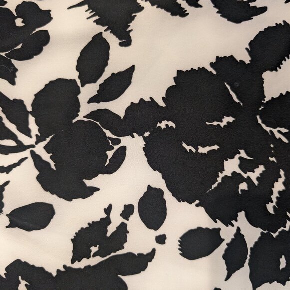 Skirt - Picture 3 of 3